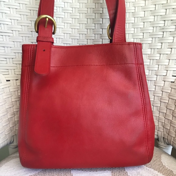 Coach Handbags - Vintage Coach Waverly 4157